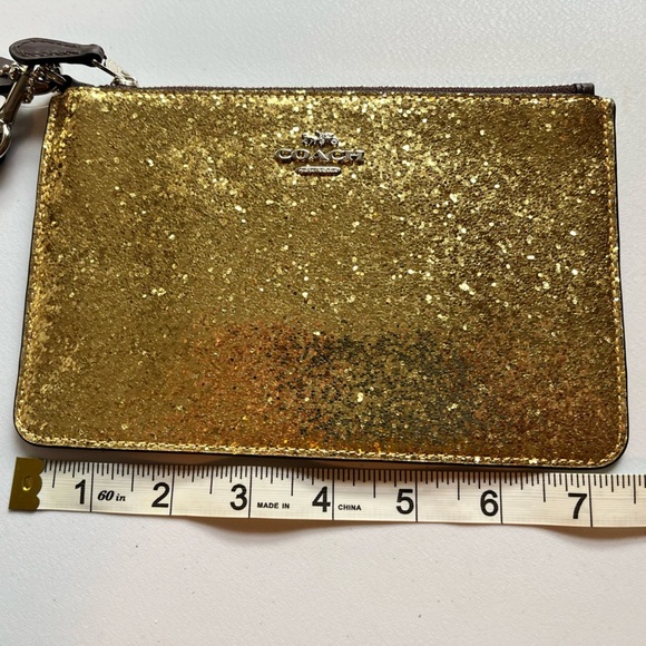 NWT Coach Gold Glitter Wristlet - Picture 6 of 7